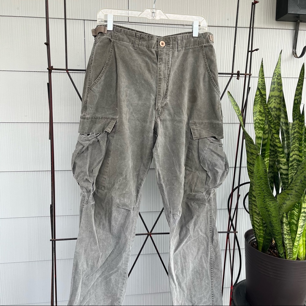 Army Green Khaki Straight Leg Cargo Pants Vintage 90s y2k size 32โ waist - Picture 2 of 7